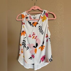 Women's Floral V-neck tank top
